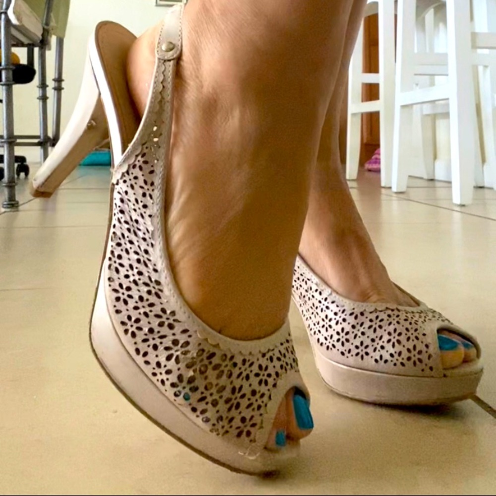 Anne Klein Peep Toe Sandal